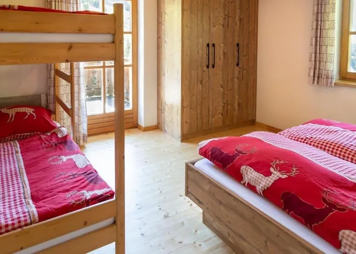 Achthütte Ferienhaus *